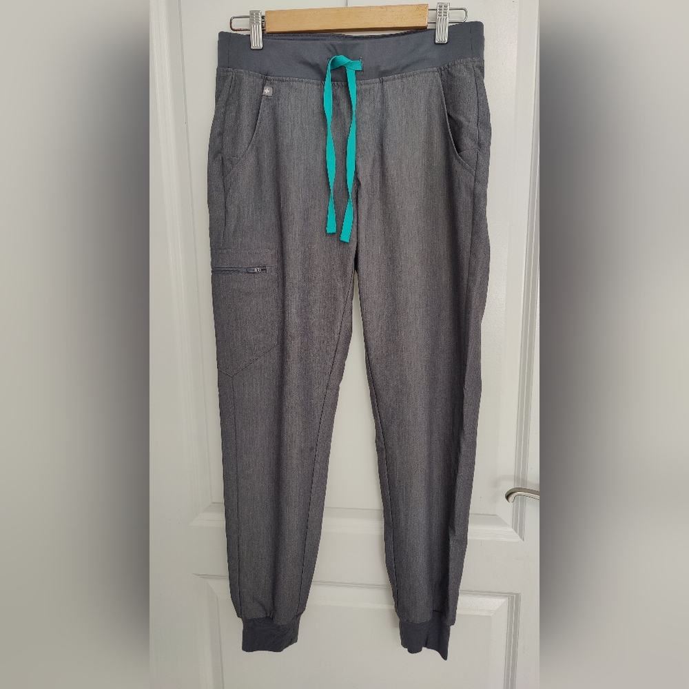 Figs gray Jogger Pants size S comfortable fit scrub pants